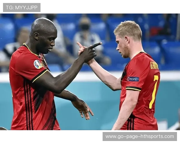 卢卡库门前二次调整后抽射，比利时前场杀伤力倍增